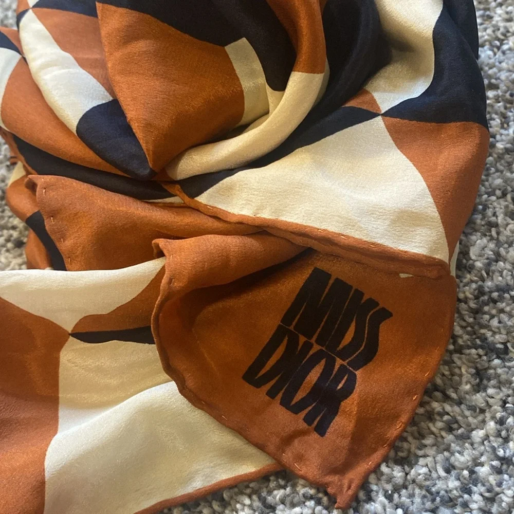 Miss Dior Vintage Patterned Silk Scarf